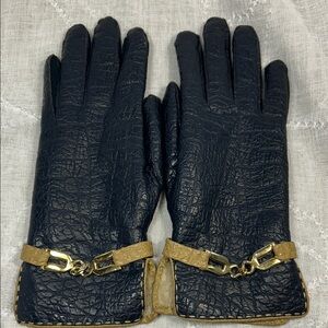 Van Raalte vintage car winter gloves with gold chain embellishments